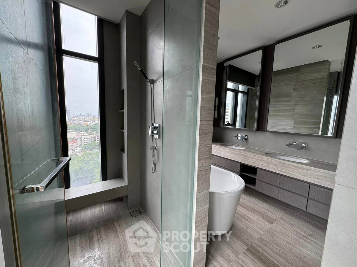 picture 2-BR Condo at The Diplomat Sathorn near BTS Surasak (ID 1754434) - 6/17