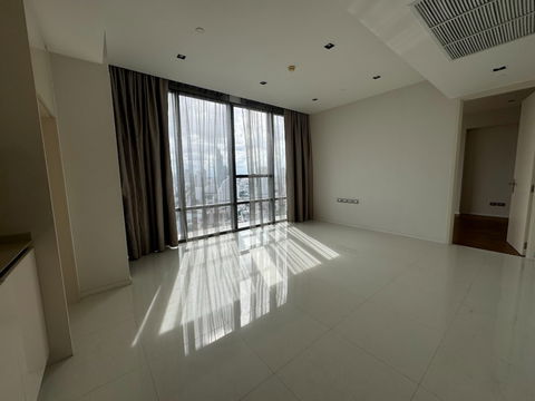 P-147754 Condo for sell The Bangkok Sathorn fully furnished.