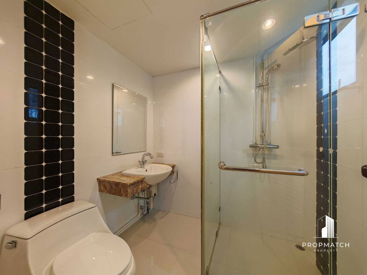 รูป ✨Flash Deal ✨La Maison Ruamrudee ( 2Bed 2Bath 164SQM.) แต่งครบพร้อมอยู่ !! เพียง 65,000 บาทต่อเดือน Tel.0981315848 @propmatch - รูปที่ 26/27