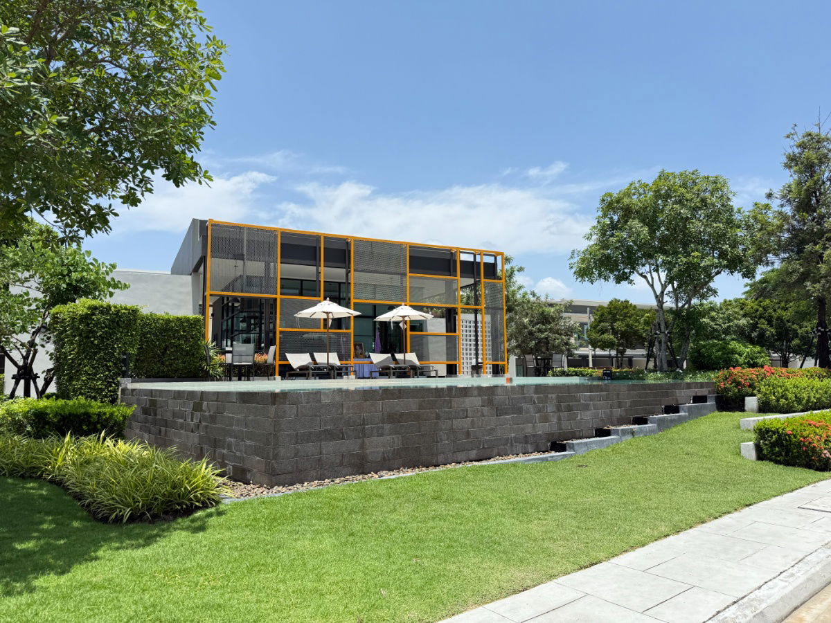 รูป 🌳 บ้าน + ส่วนกลางครบ = คุ้ม! ทาวน์โฮมพร้อมพื้นที่สีเขียว ฟิตเนส สนามเด็กเล่น - รูปที่ 1/8
