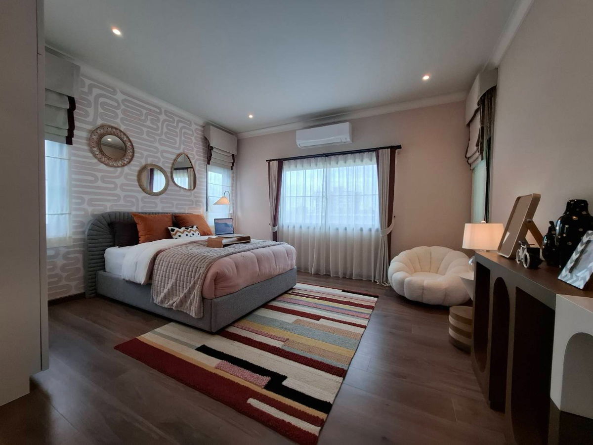 รูป ขายบ้านตัวอย่างตกแต่งแบบ luxury พร้อมเฟอร์นิเจอร์ครบ โครงการเศรษฐสิริ รวมโชค - รูปที่ 11/11