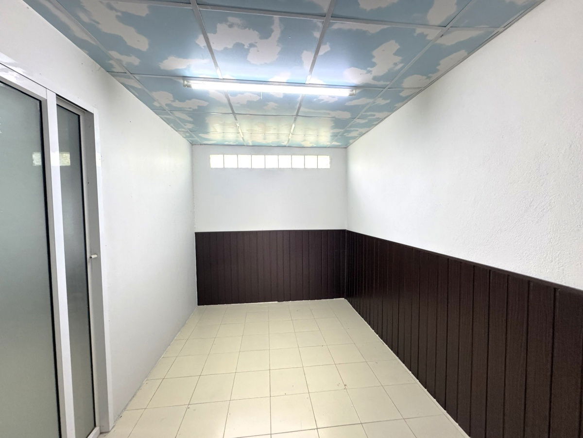 รูป บ้านเช่าเดี่ยวใจกลางบ้านไผ่  จอดรถได้ 3 คัน  เลี้ยงสัตว์ได้ - รูปที่ 6/26
