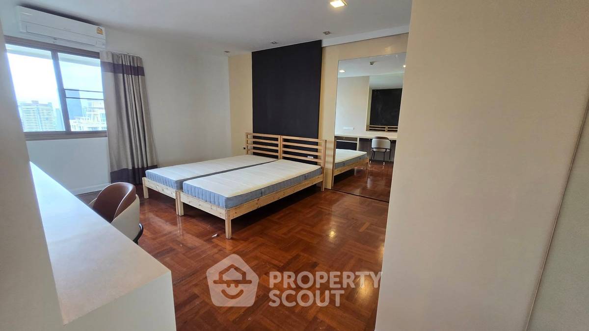 picture 3-BR Condo at Tower Park near ARL Makkasan (ID 2212310) - 5/14