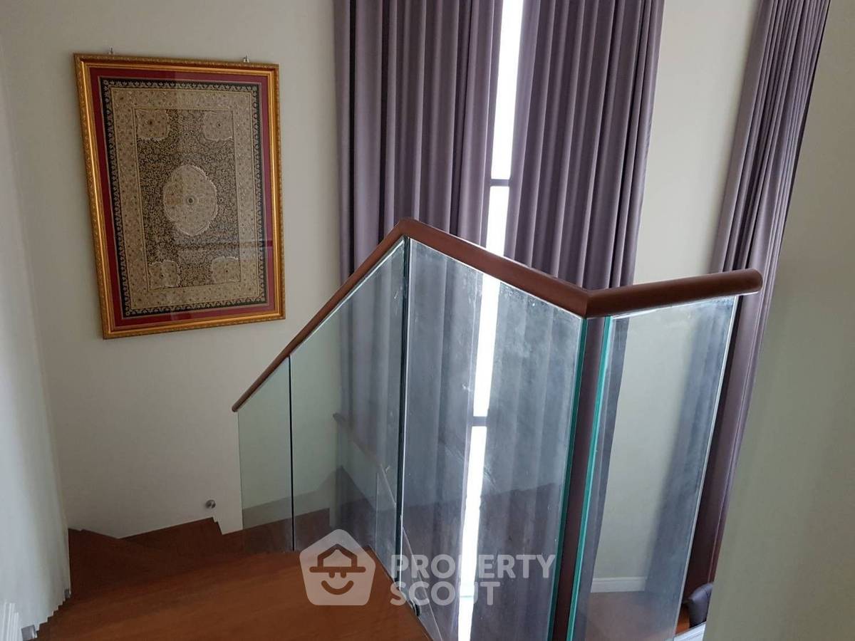 picture 3-BR Duplex at Bright Sukhumvit 24 Condominium near BTS Phrom Phong (ID 1983260) - 2/7