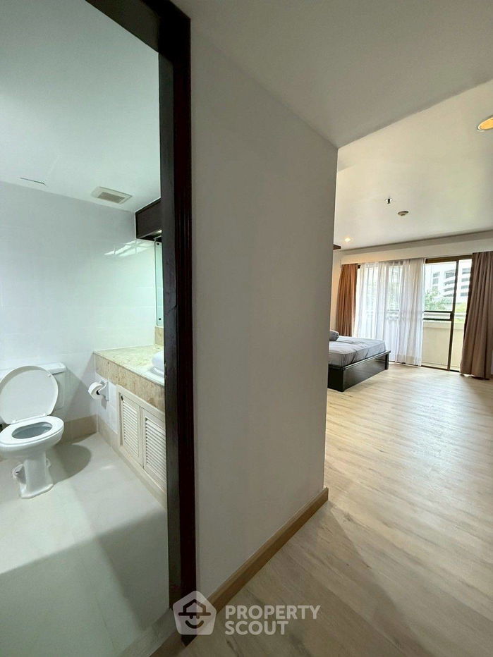รูป คอนโด 2-ห้องนอน ที่ บ้านสวนเพชร คอนโดมิเนียม ใกล้ BTS พร้อมพงษ์ (ID 2217177) - รูปที่ 7/8