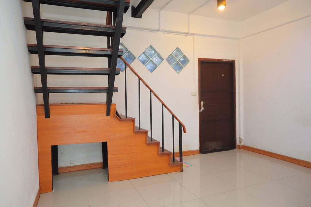 picture 🏡 Affordable Townhome for Rent – Prime On Nut 44 Location! - 5/7