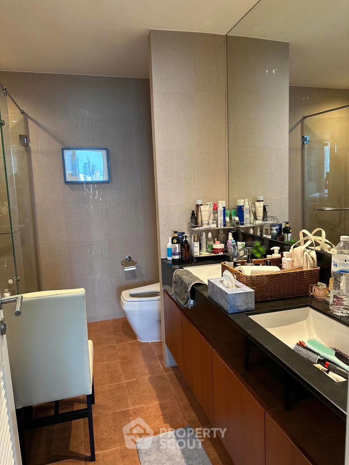 picture 2-BR Condo at Baan Rajprasong Condominium near BTS Ratchadamri (ID 1476166) - 13/23