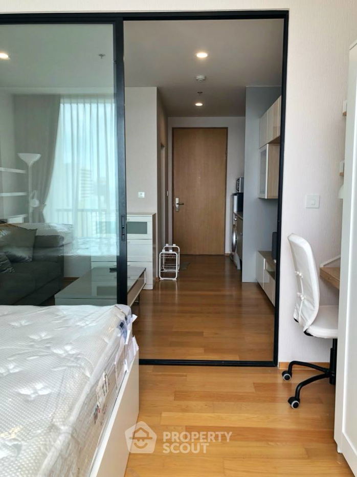 รูป คอนโด 1-ห้องนอน ที่ โนเบิล รีโว สีลม ใกล้ BTS สุรศักดิ์ (ID 1355608) - รูปที่ 8/9