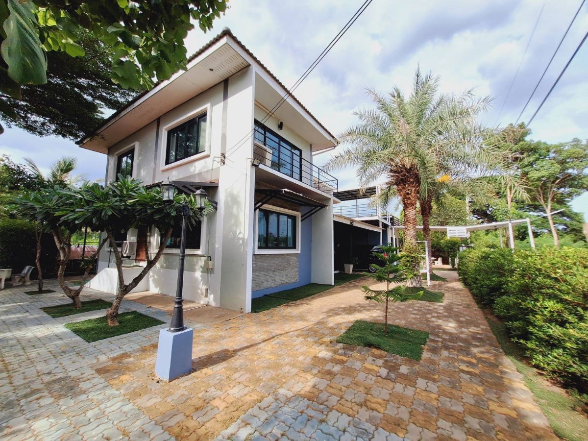 รูป ขายบ้านสวยหลังใหญ่พร้อมอยู่อาศัย รวมที่ดินขนาด 1 ไร่ ติดถนนใหญ่ ใกล้เขาใหญ่-วังน้ำเขียว เหมาะเปิดคาเฟ่ ร้านอาหาร เจ้าของขายเอง - รูปที่ 21/26