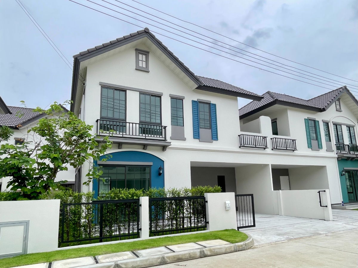 picture Ready-to-Move-In Twin House with 4 Bedrooms in a Prime Location  Well-designed layout perfect for large families — comfortable living for all ages - 1/17