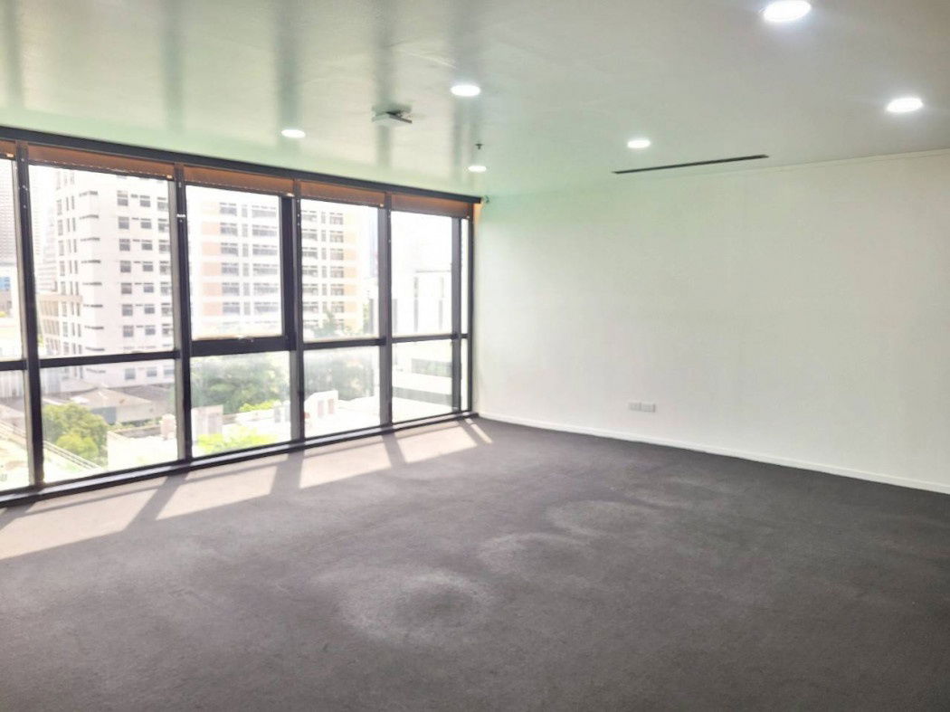 รูป ให้ เช่าพื้นที่ ตึก Sethiwan Tower ชั้น 8BC พืนที่โล่ง 372 ตร.ม สัญญาเช่าอย่างน้อย 3 ปี - รูปที่ 9/11