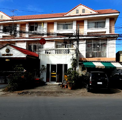 Shophouses for sale Bangkok : SHOP HOUSE 19.1 Sq.w. Thung Khru Bangkok for 1.6M