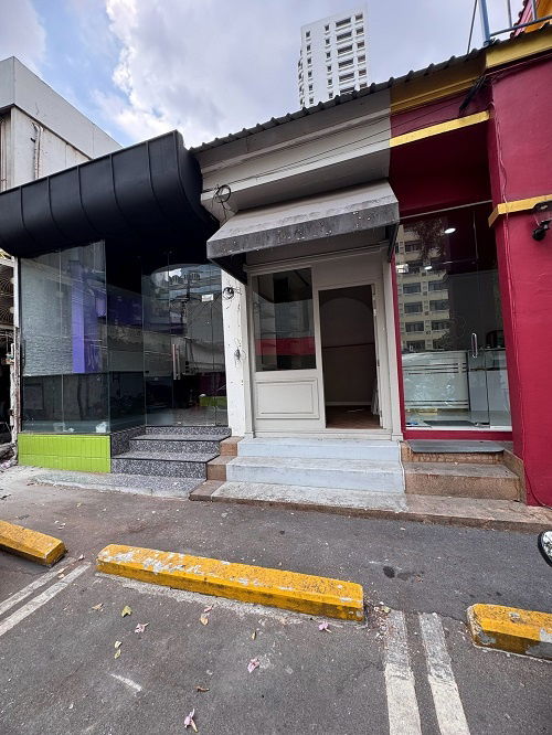 picture Small space for rent, Thonglor 13, good location, suitable for currency exchange or other businesses (N.1605) - 1/3