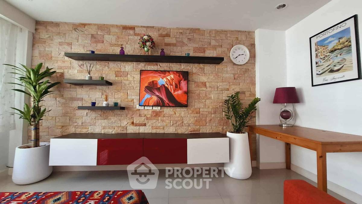 รูป ทาวน์เฮาท์ 2-ห้องนอน ใกล้ เมืองพัทยา (ID 2229593) - รูปที่ 5/15