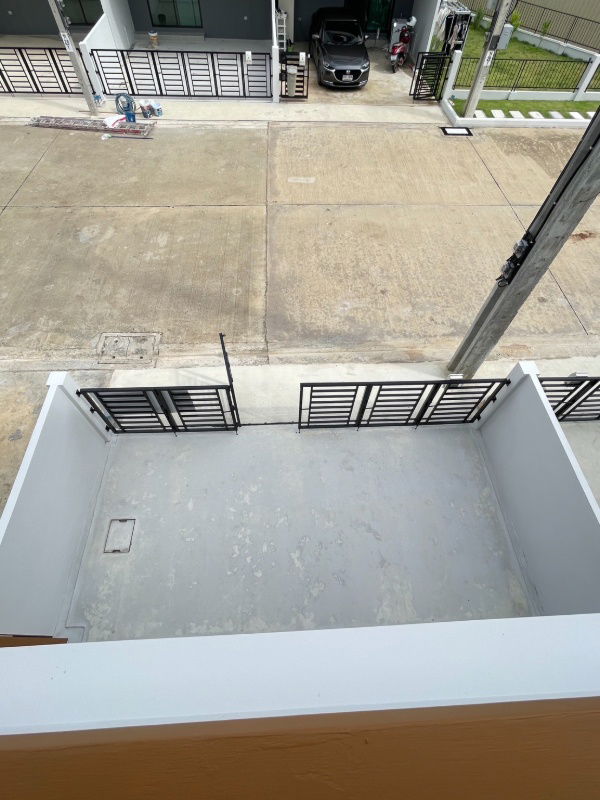 picture For sale: corner townhome, installments starting at only 12,xxx baht/month, near Bang Phli Industrial Estate and Wellgrow Industrial Estate. - 16/23