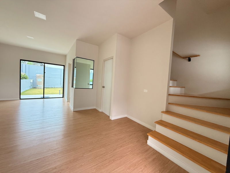 Townhouses for sale : Siri Place Ratchapruek - Nakorn in