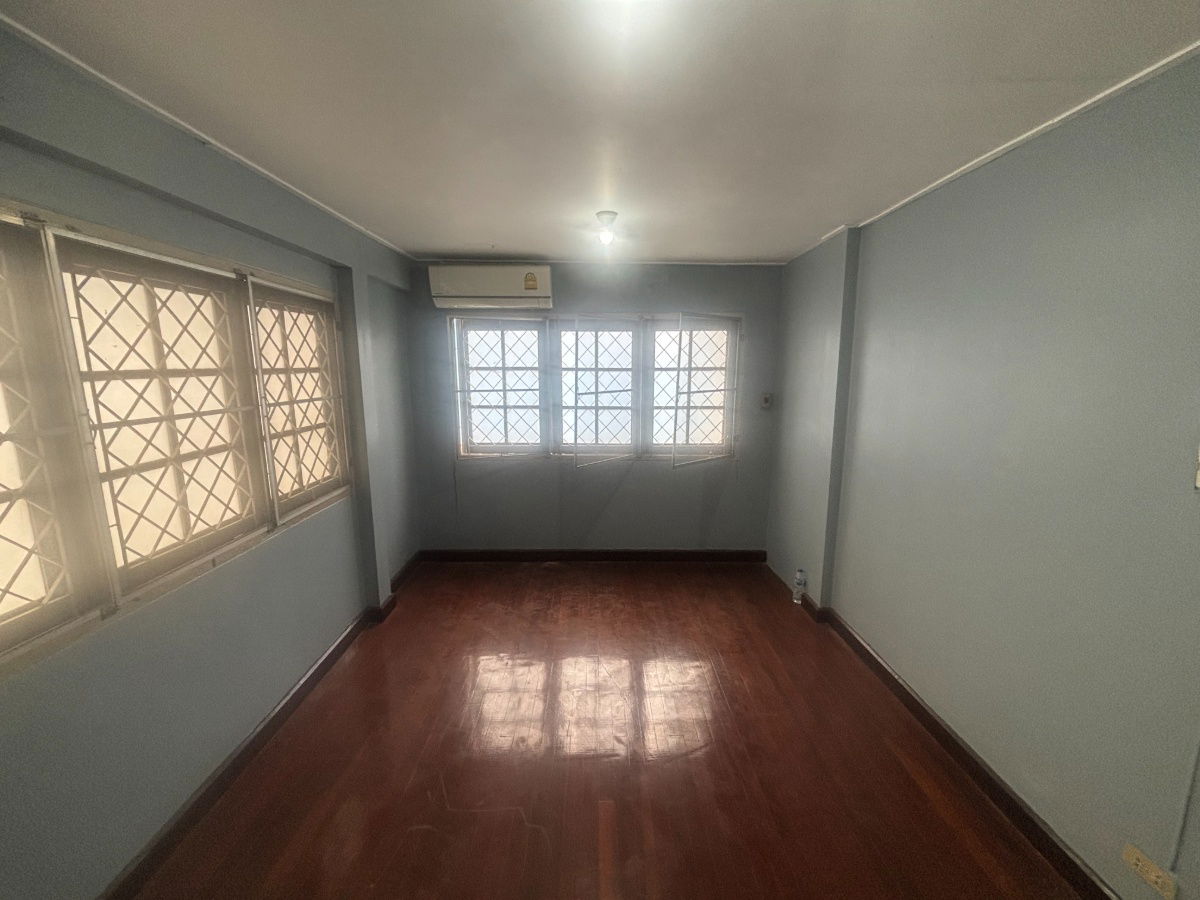 picture 2-Storey Detached House for Sale (44 sq.wah) – Next to Dhurakij Pundit University - 5/15
