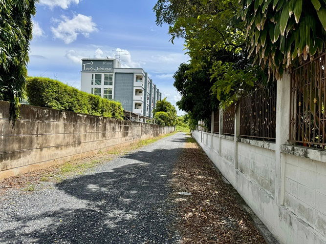 picture Land for sale, Soi Lat Krabang 3, size 371 sq m (Prachathorn Road), stream view (N.1380) - 4/6