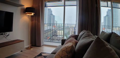 📌 For Rent Condo AMBER BY EASTERN STAR Building 1, Floor 9,1 bed room, Room size 35.00 sqm