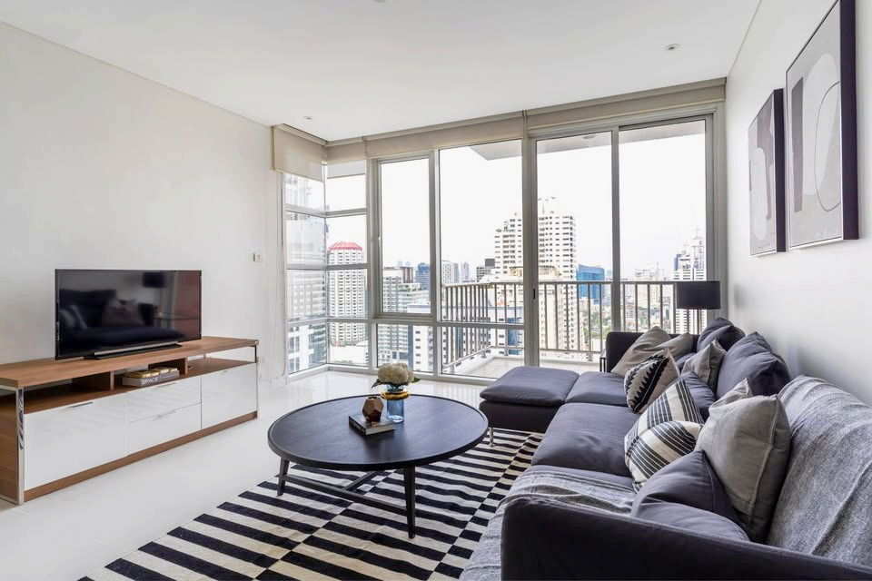 picture Condo For Rent : Fullerton Sukhumvit - 1/20