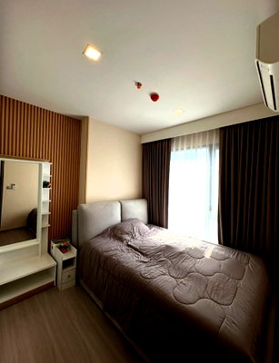 Condos for rent : @Condorental condo for rent Life Asoke Hype
