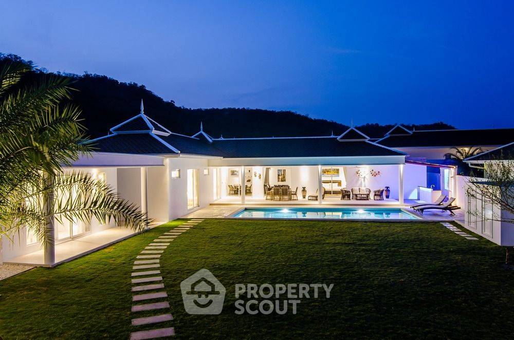 picture 4-BR House at Falcon Hill in Nong Kae (ID 2229617) - 1/20