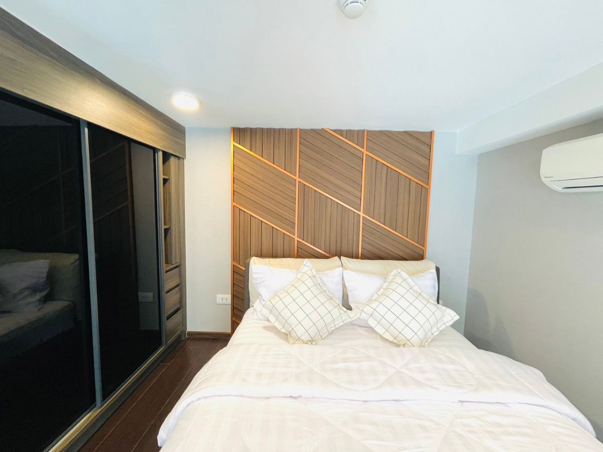 picture Condo C Ekkamai Sukhumvit 63 ⚡ Near BTS Ekkamai, only 2.3 kilometers away ⚡ Interested, contact @best_condo - 12/14