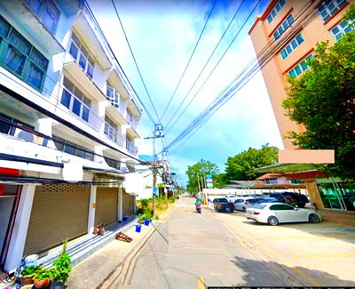 เช่าอาคารพาณิชย์ เขตหนองแขม : เหมาะร้านซักรีด ค้าขายได้ ปากซอย เพชรเกษม 108-114 ให้เช่าอ.พาณิชย์ 3ชั้น ใกล้อพาร์ตเม้นท์