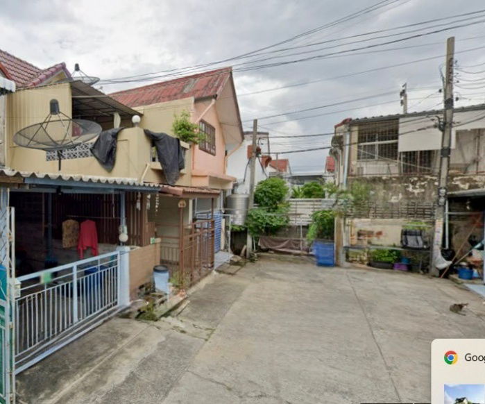 รูป ขายบ้านซอยหทัยราษฏร์ 33 หมู่บ้านร่มทิพย์ (หลังมุม) ** ราคา 1.95 ล้านบาท ** (ค่าโอน50/50) (N.1709) - รูปที่ 8/8