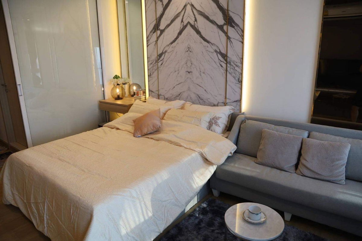 picture Life One Wireless for Rent | Luxury Condo near BTS Ploenchit & Central Embassy - 7/17