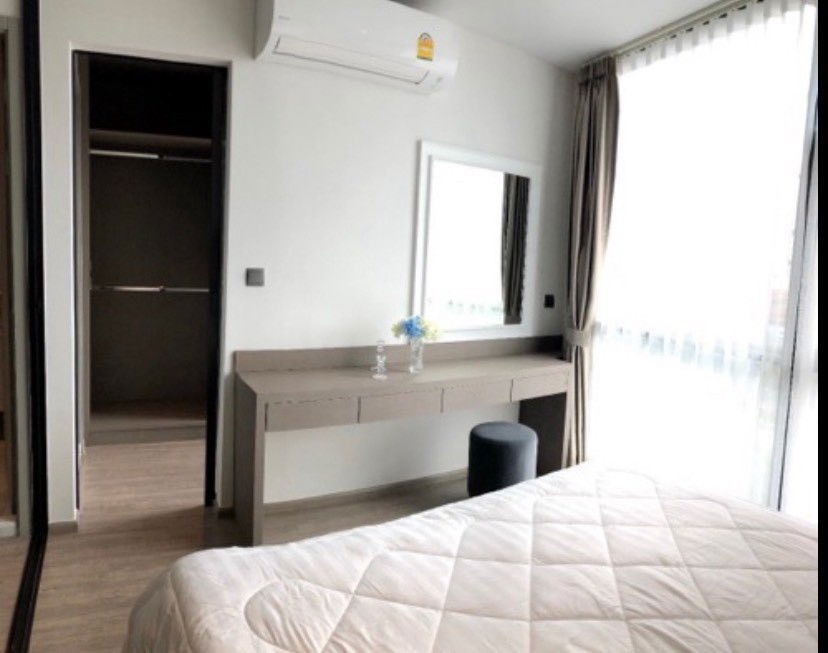 picture Special Price! For rent 1 Bed 1 Bath - Fully furnishe, READY TO MOVE IN - 6/6