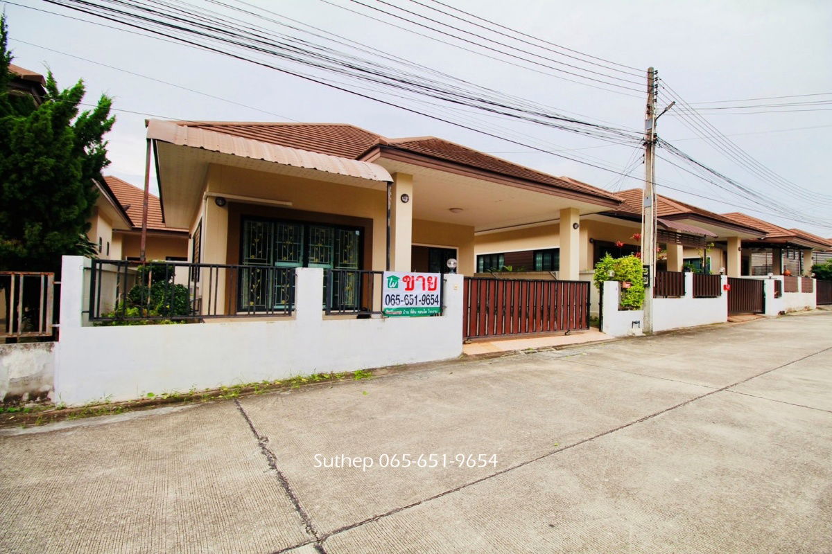 picture Single-storey house for sale on 50 square wah of land in The Nine Village, near Asia Industrial Estate and Lotus’s Ban Chang, Rayong. - 2/23
