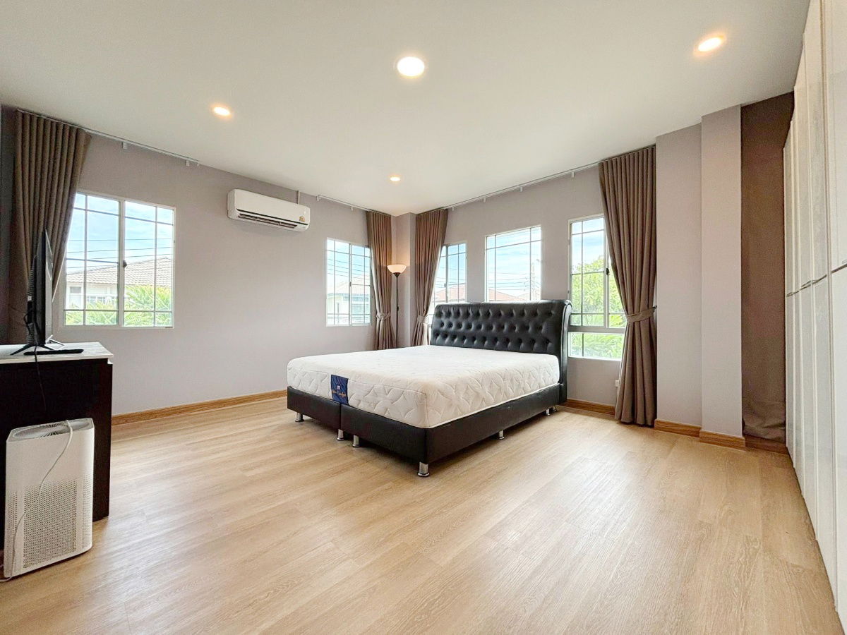 picture House for rent: Manthana 2 Wongwaen-On Nut - 9/18
