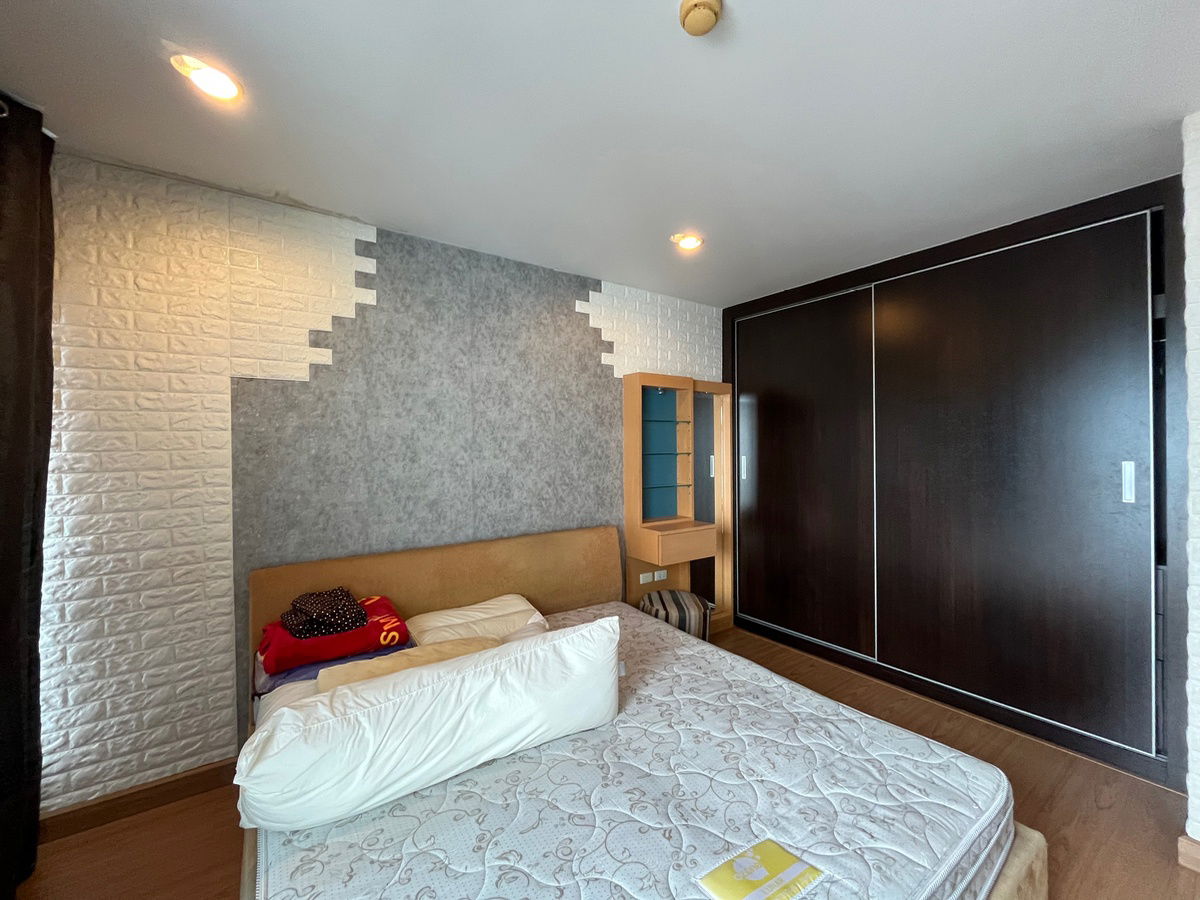 picture Bridge Phaholyothin37. 2bed 68sq.m. Line id: @pfagent - 8/17
