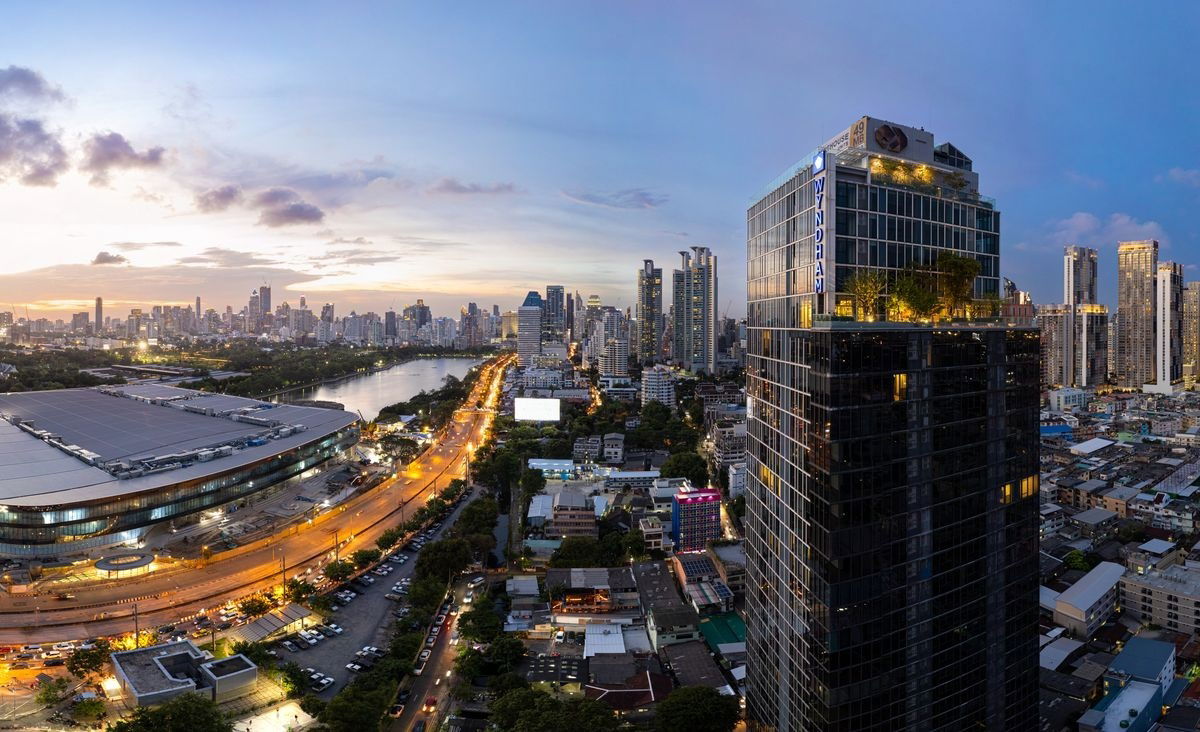 รูป  Wyndham Residence Bangkok (วินด์แฮม เรสซิเดนซ์ แบงค็อค)  Penthouse  ขนาด ชั้น 21-50 - รูปที่ 9/13