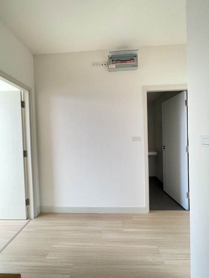 picture For sale: corner townhouse, 4 bedrooms, low monthly payments of only 13,xxx baht, near Bang Phli Industrial Estate and Wellgrow Industrial Estate. - 10/19
