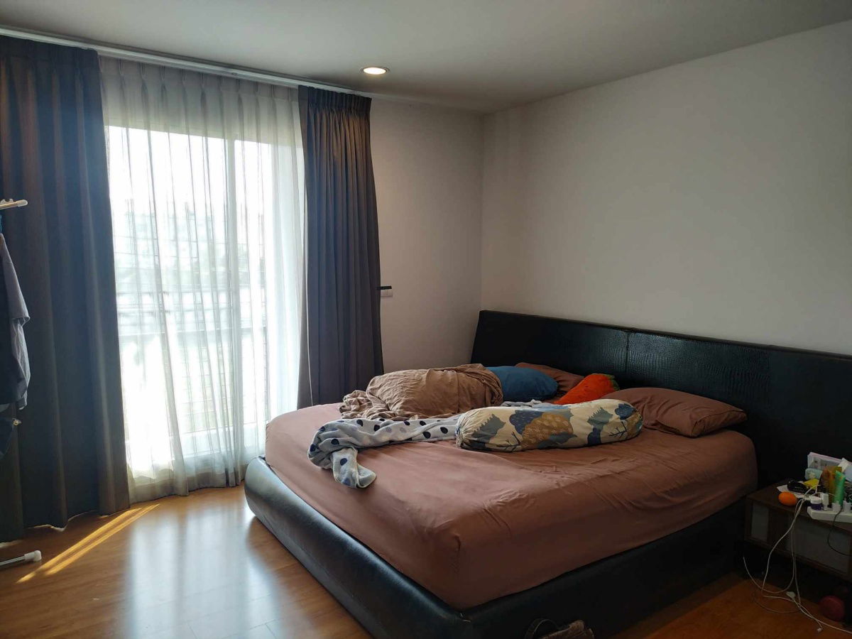 รูป ให้เช่า​ ทาวน์โฮม 3ชั้น บ้านกลางเมือง สาทร-ตากสิน2  เดินไป BTSได้ - รูปที่ 4/6
