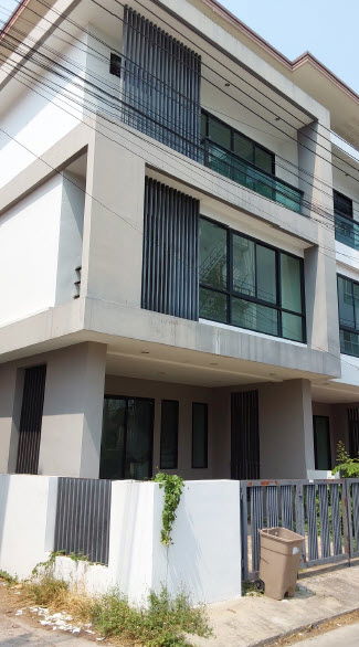 picture ทาวน์เฮ้าส์ 122 square meter Nakhon Ratchasima Muang Nakhon Ratchasima Nong Chabok for 4900000 THB - 2/4
