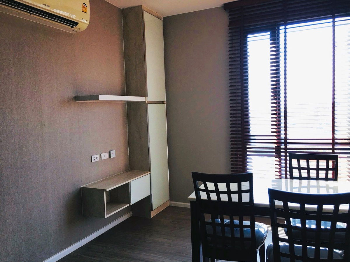 รูป ให้เช่าคอนโด JW Condo รามอินทรา – มีนบุรี ติดรถไฟฟ้า เดินทางสะดวก ใกล้โรงพยาบาล เฟอร์พร้อม - รูปที่ 1/9
