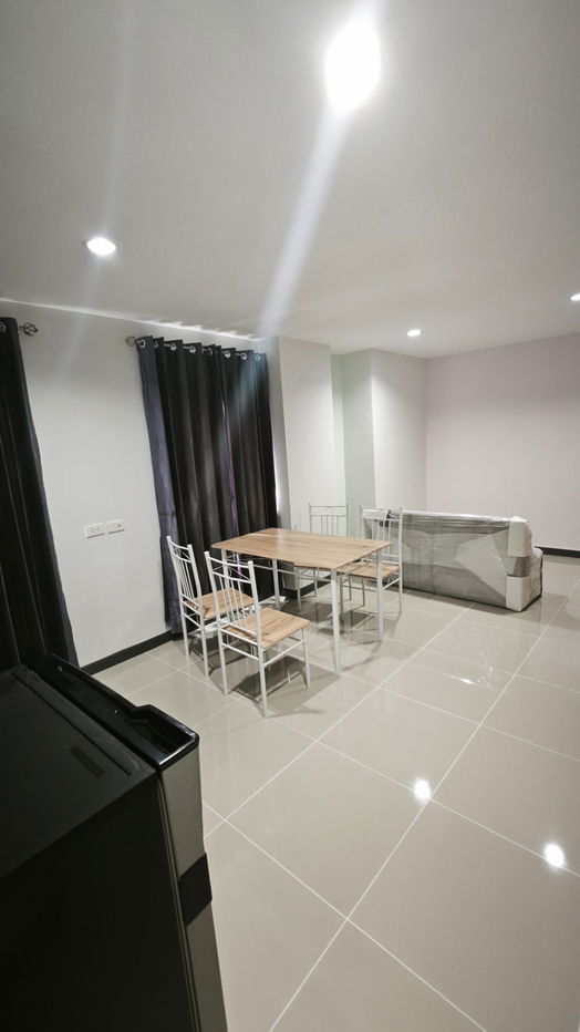 picture condominium for rent (free fitness) - 8/12