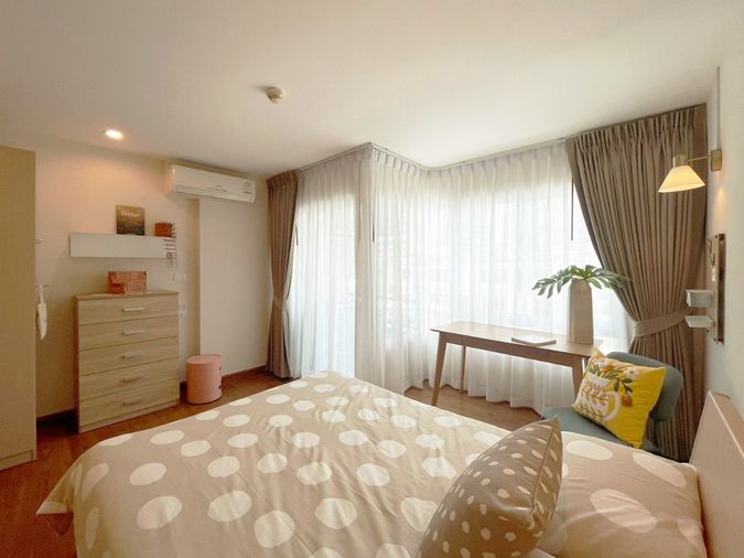 P-129949 Condo for rent Surawong City Resort fully furnished (Confirm again when visit). 