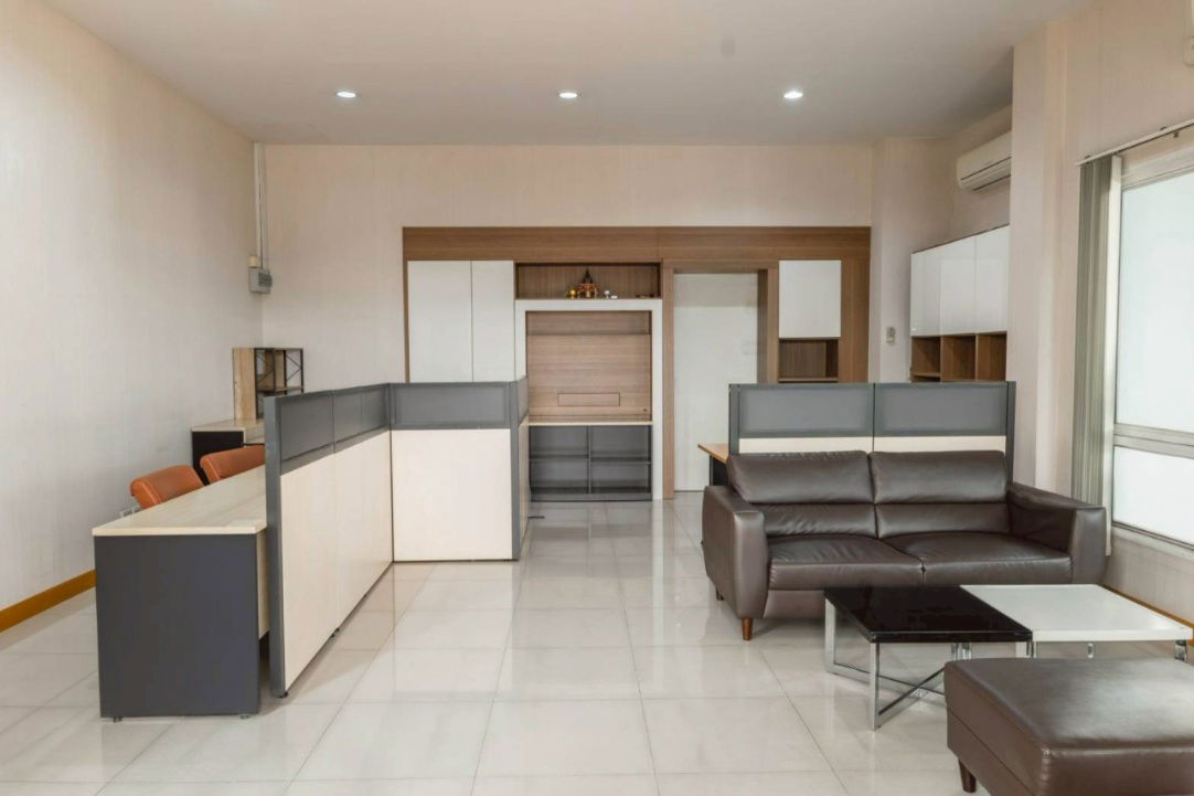 picture Home Office for Rent at Arcadia @ Home, 4-Storey Building, Lat Krabang District, Bangkok. Land Area: 47.4 Sq. Wah. Near Suvarnabhumi Airport. - 5/12