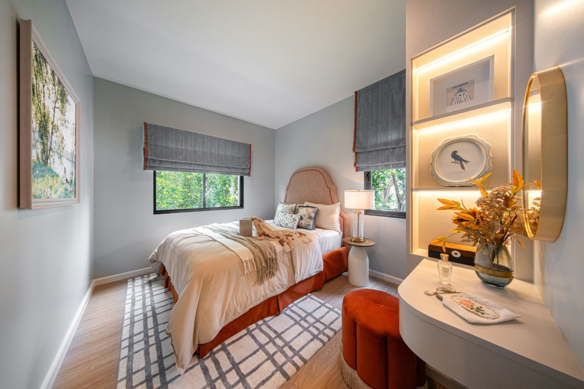 picture A good life begins here: Saransiri Salaya-Pinklao, a luxurious show home, ready-to-move-in at the project's prime front location!99/4 - 10/10