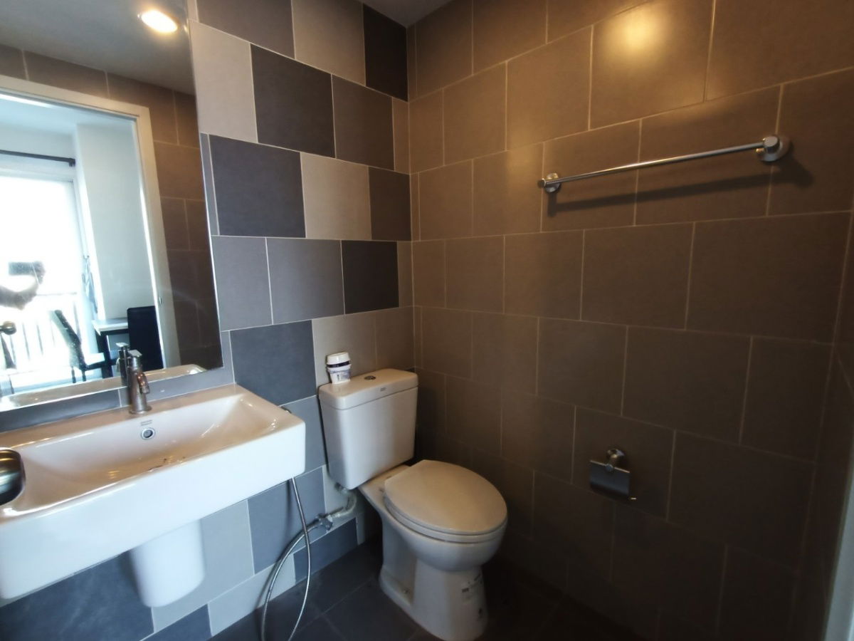 รูป 💥💥ขายห้องพร้อมอยู่!! Condo Chewathai Phetkasem 27 Stu.23.5 ตร.ม.ชั้น 9 ตรงข้าม ม.สยาม สอบถามได้ที่ LINE: @atfirm💥💥 - รูปที่ 7/10