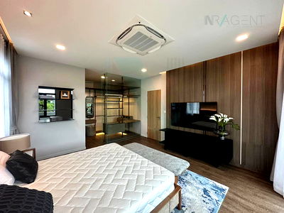 Houses for rent Bronson and Jacobs International  : 🔺 For Rent 2-story House MANTANA BANGNA KM.15 4 bedroom 5 bathroom