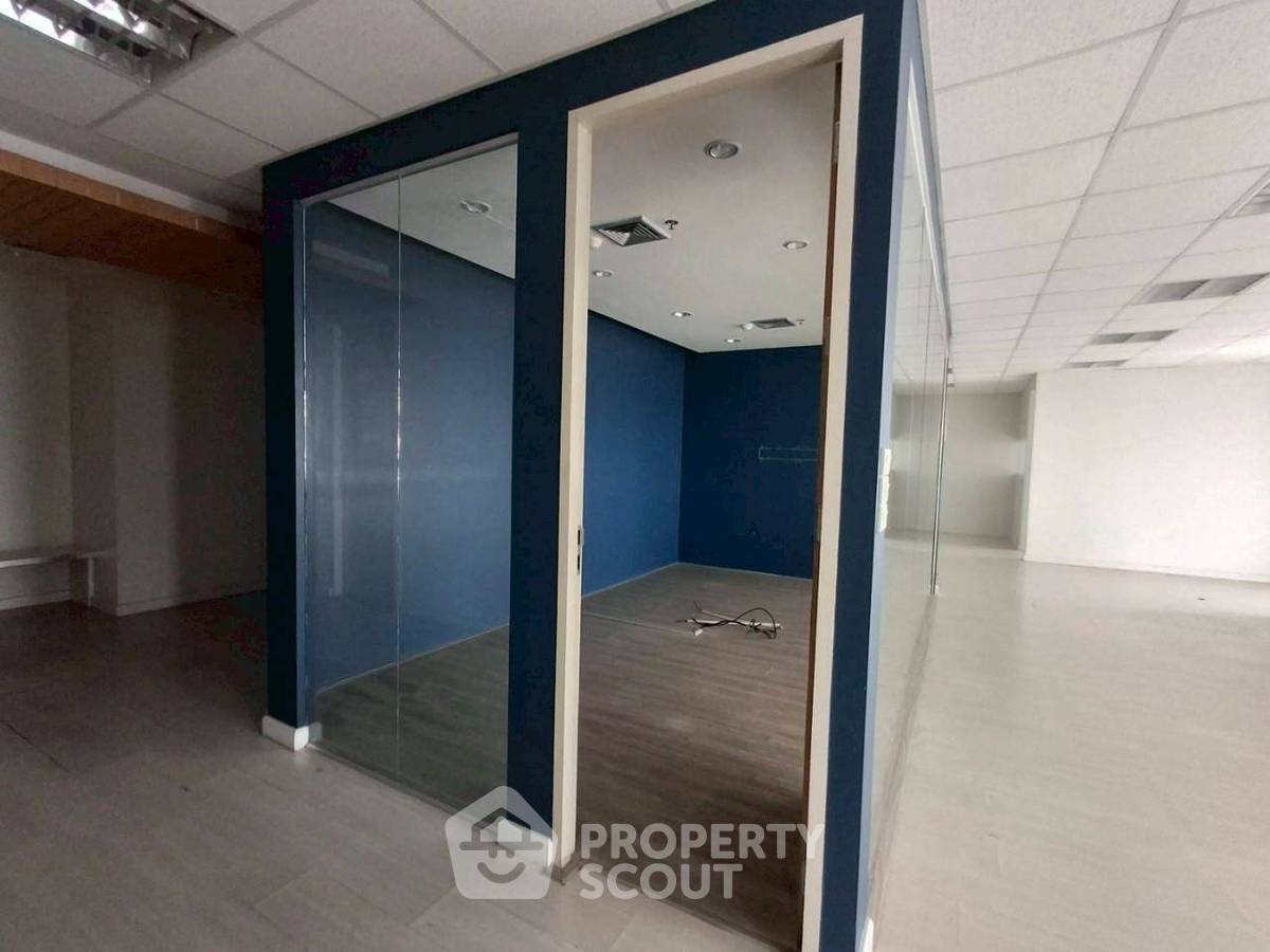 picture 4-BR Condo at Central City East Tower in Bang Na Nuea (ID 1908445) - 5/18