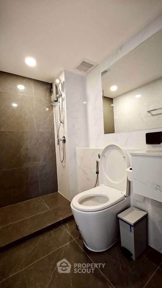 picture 1-BR Condo at Origin Plug & Play Sirindhorn Station near MRT Sirindhorn (ID 2229582) - 7/10