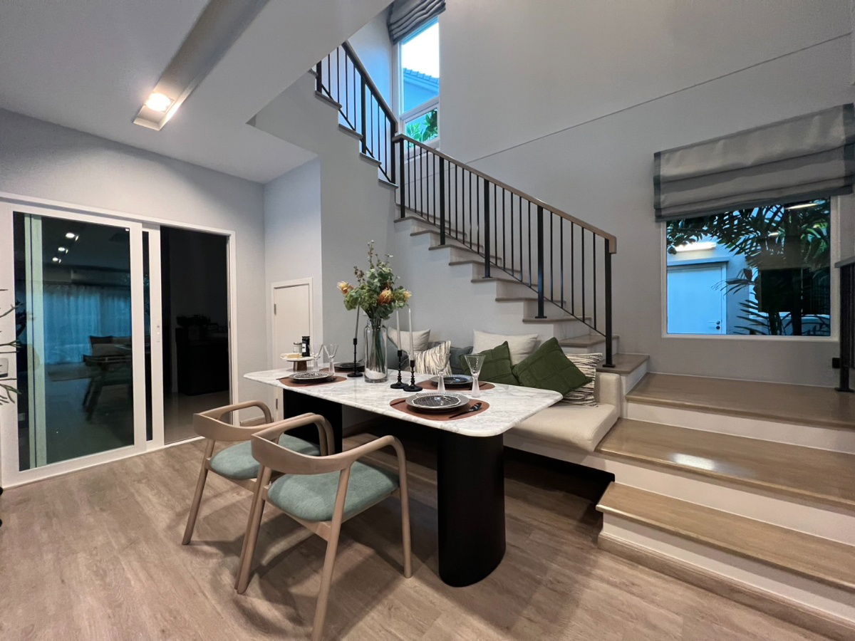 รูป ขายบ้านใหม่ บ้านเดี่ยวขนาดใหญ่ บ้านตัวอย่างพร้อมเฟอร์นิเจอร์ โครงการอณาสิริ ปิ่นเกล้า-กาญจนา - รูปที่ 3/15