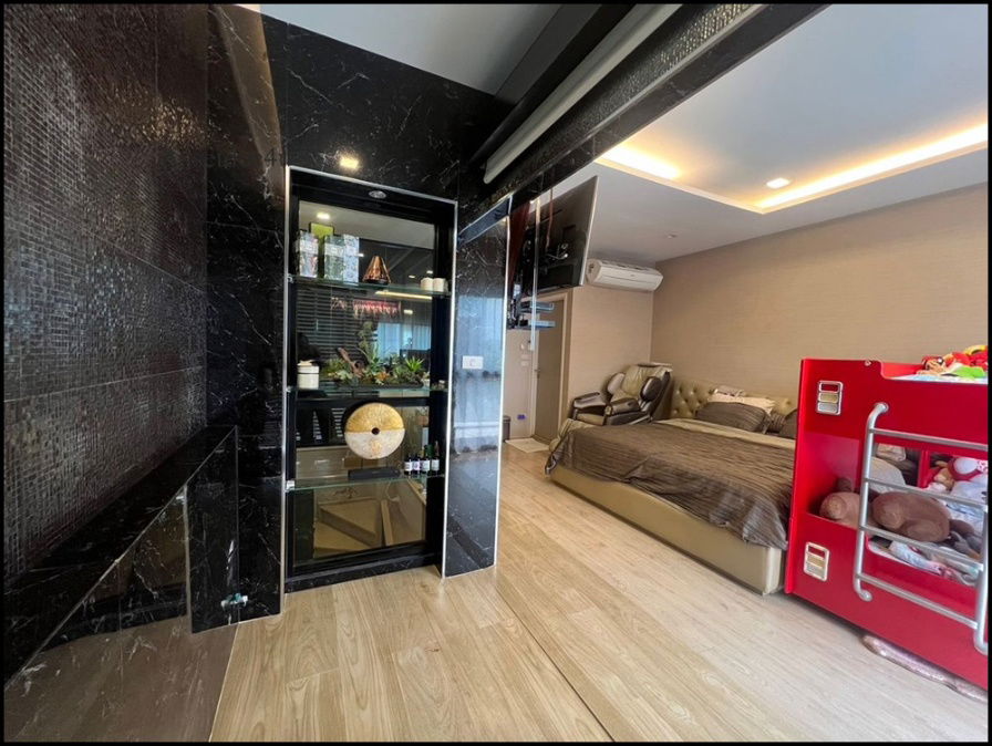 รูป AT607 ให้เช่าทาวน์โฮม 3.5 ชั้น อาร์เด้น พระราม3 พร้อมเฟอร์นิเจอร์และเครื่องใช้ไฟฟ้า - รูปที่ 6/13