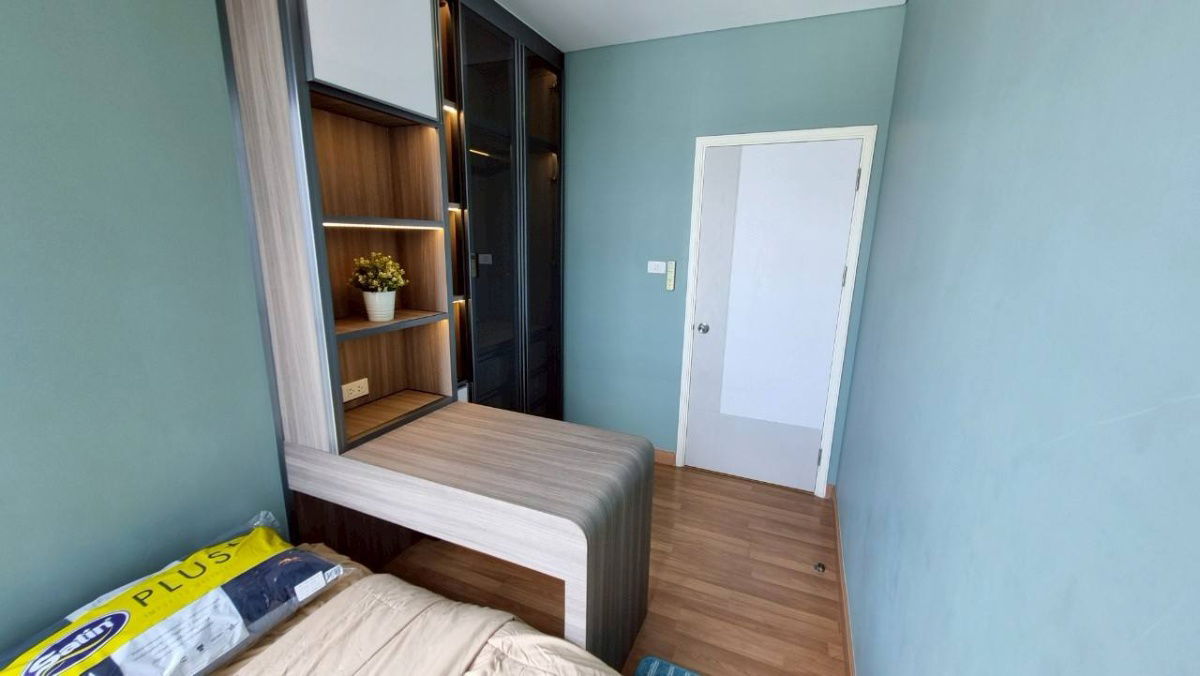 picture Lumpini Place Ratchada-Sathu    28th floor  Size 60.06 sq.m. - 8/25